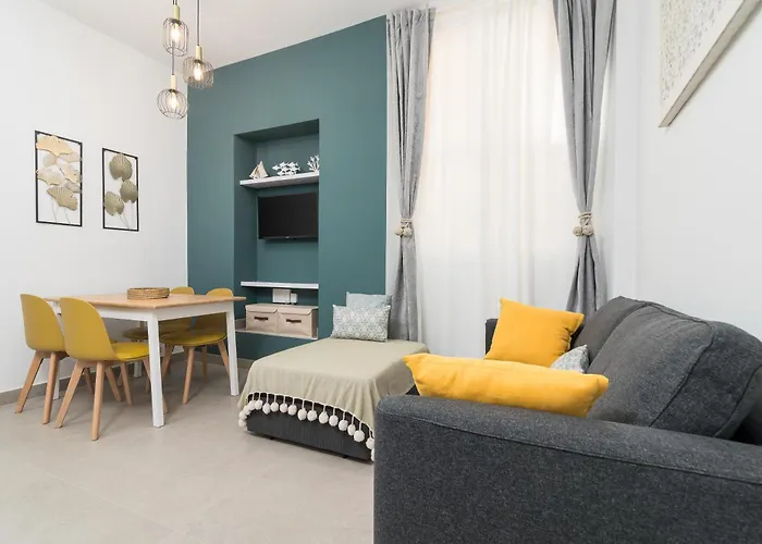 Suite Homes Alice Valentin Málaga