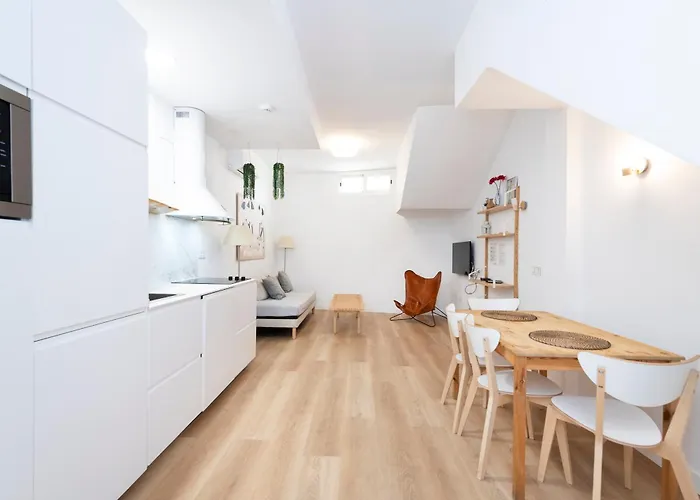 Apartamento Duplex Victoria By Dossan Málaga