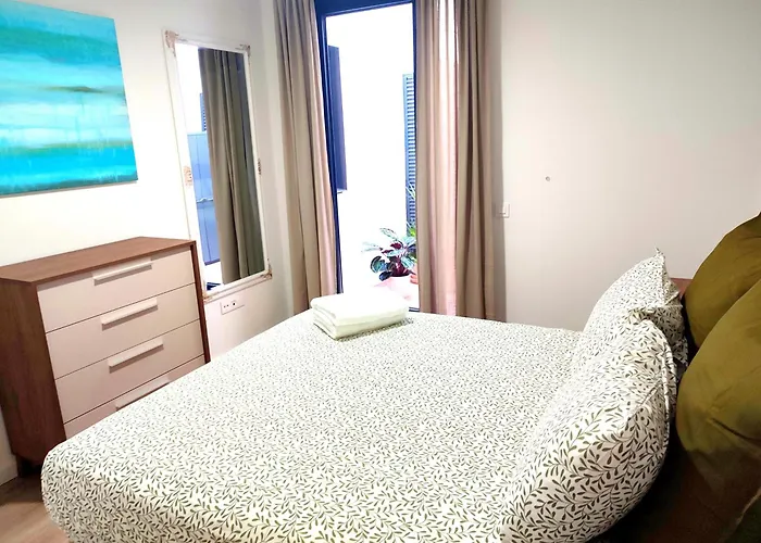 Old Town Ground Floor New Apartment, City Center, Beach Málaga
