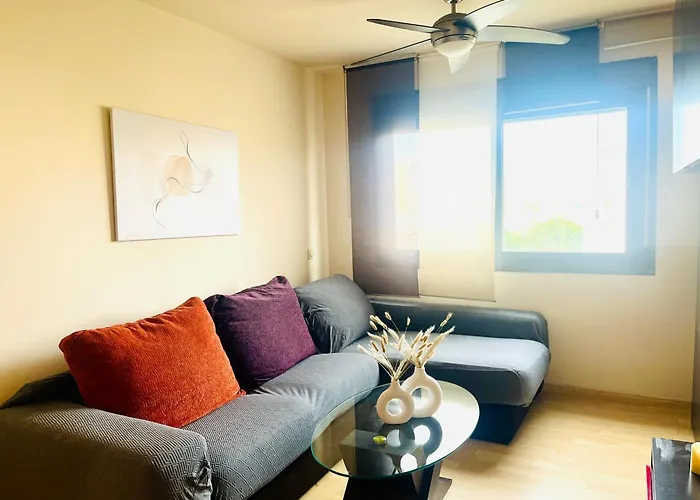 Apartamento Ideal con Vistas y Parking Málaga