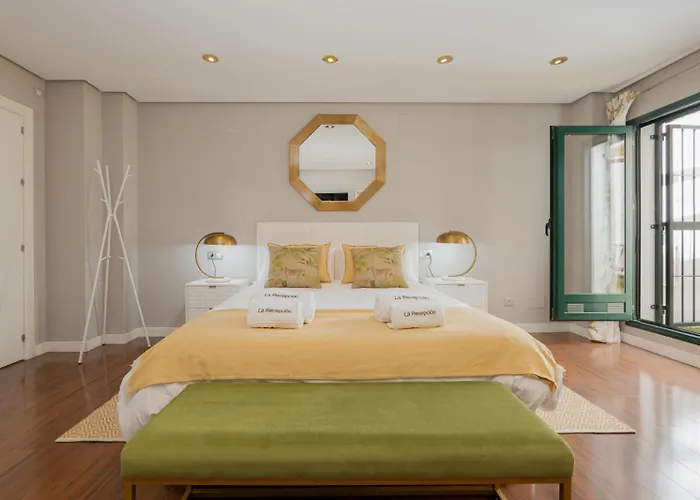 Cathedral Suites II -Plaza del Obispo Málaga
