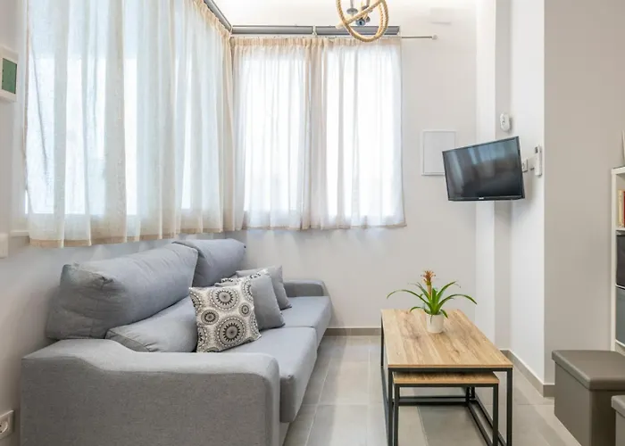 Estudio Doña Inés centro air con wifi Andra Málaga
