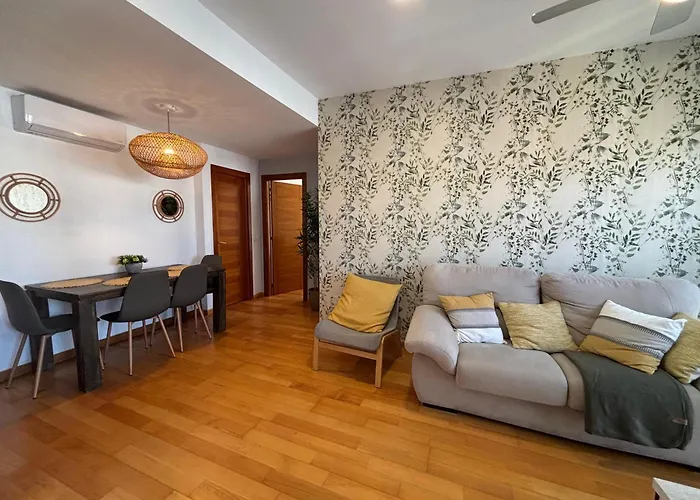 Cozy Flat Close To City Center Málaga