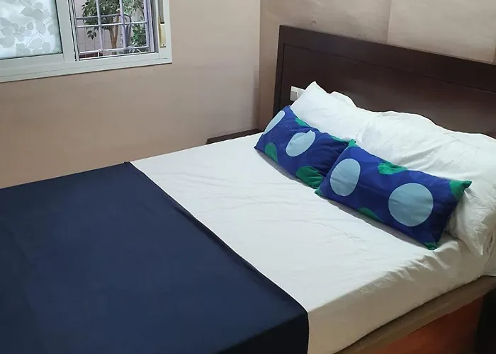 Apartamento Bajo con patio y accesibilidad Málaga