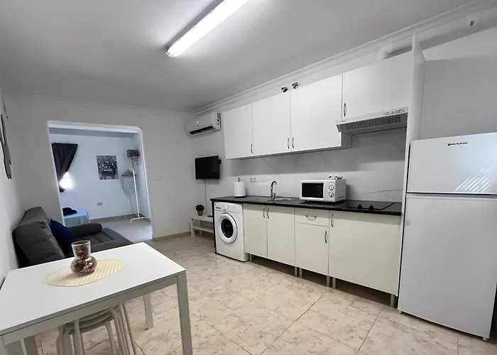Nice And New Studio Close To The City Center 3ºb Málaga