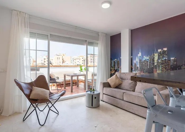 Apartamento New Penthouse GR3- flat in Málaga Center with Cozy Terrace