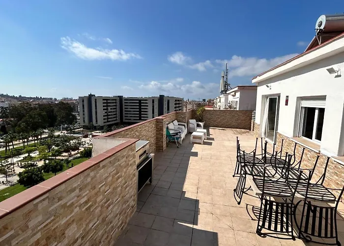 VISTAS RASCaCIELOS INFINITO CIUDAD Málaga