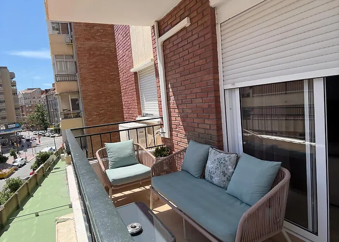 Apartamento Gálvez Flat, at principal railway station in Málaga