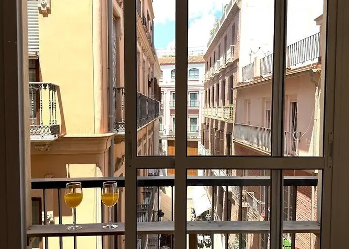 García Briz Apartments ! Málaga