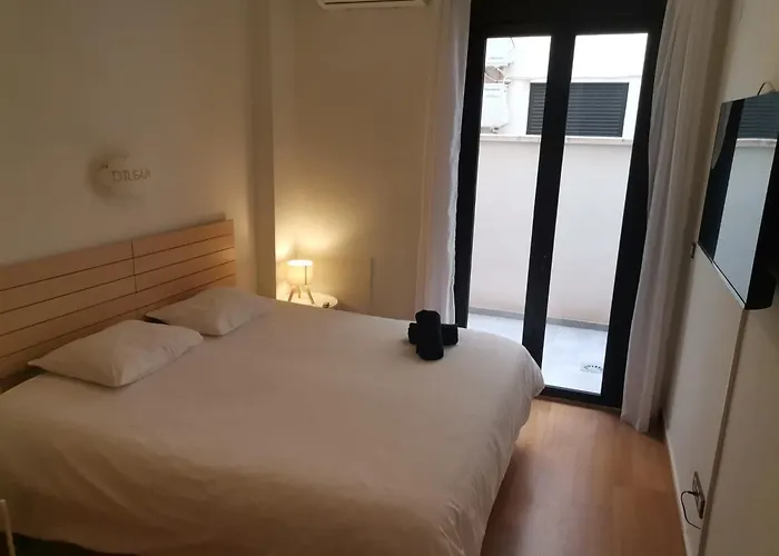 Apartamento Málaga Centro, 2 habs, Piscina en azotea, 2 terrazas y parking privado