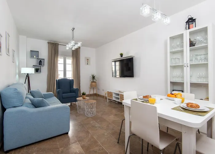 New Capuchinos 2Bed & 2Bath Apartment With Parking Málaga