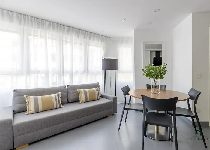 Apartamento Living4Malaga Juan De Austria