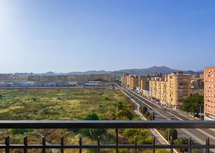 Apartamento Europa Sur,Playa 500 m,centro 1,9km Málaga