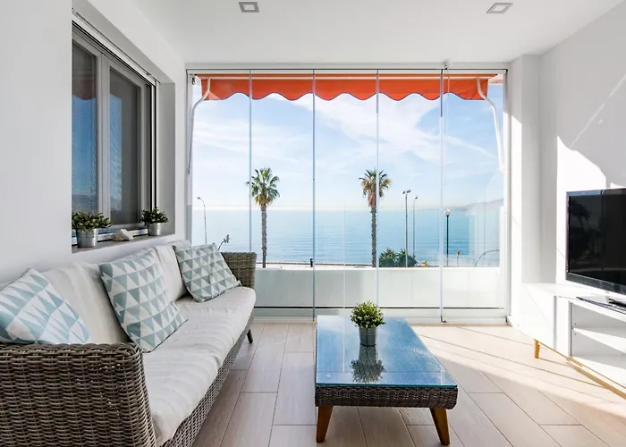 Sorolla 105, Luxury, Beach, Free Parking, All Services, Quite Neighborhood, So Málaga