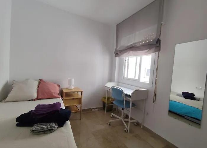 Confortable habitación céntrica en piso privado Málaga