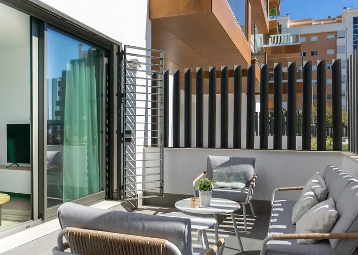 Serene Terrace Apartment Málaga