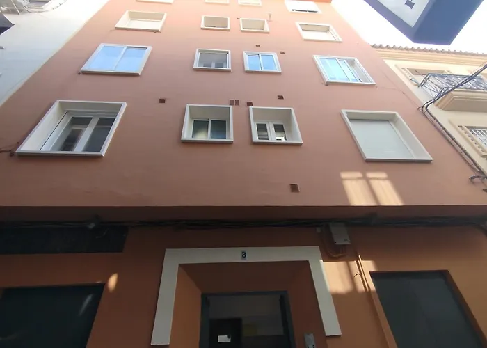 Apartamentos Málaga Centro Hernán Ruiz de 4 a 8 Personas