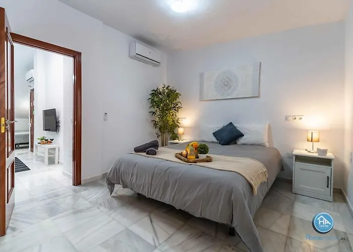 Luxury Apartment Terrace Near Center By Turivida Málaga