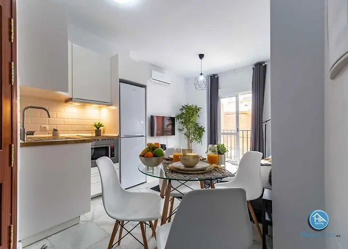 Premium Apartment Terrace Retreat By Turivida Málaga