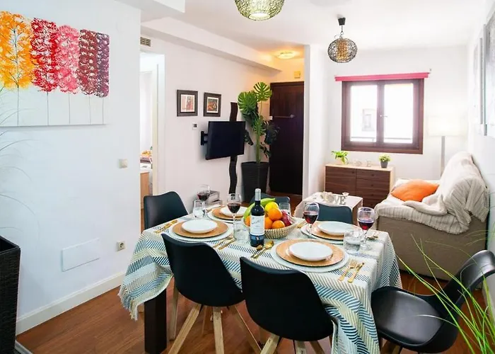 Premium & Peaceful Apartment By Turivida Málaga