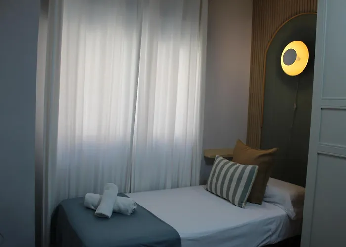 Three Bedroom Apartment In Rivas Málaga