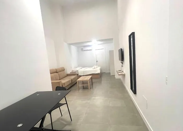 Luxury apartment 1 a 5 min de la Estación de bus y tren María Zambrano Málaga