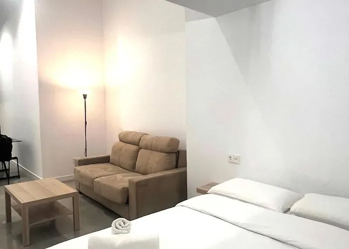 Luxury apartment 1 a 5 min de la Estación de bus y tren María Zambrano Málaga