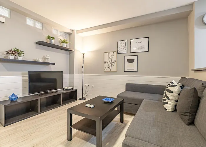 Gmc Turistics - Great Apartment For Groups & Families Málaga