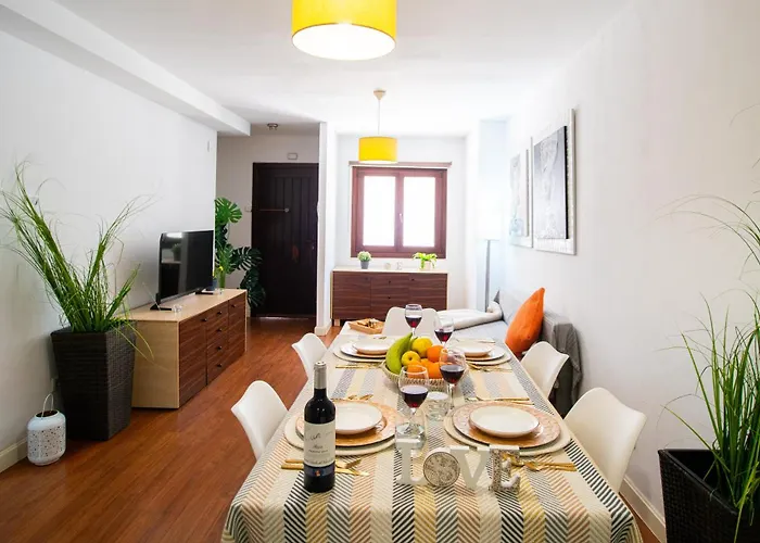 Luxury Apartment Calm Beach Walk By Turivida Málaga