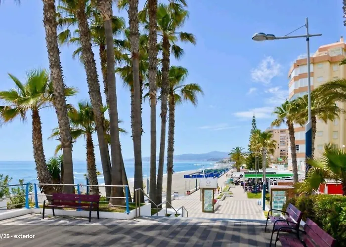Casa caballito de Mar Frente a la playa Málaga