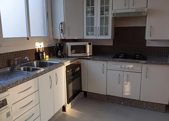 estudio con cocina y baño privado Málaga
