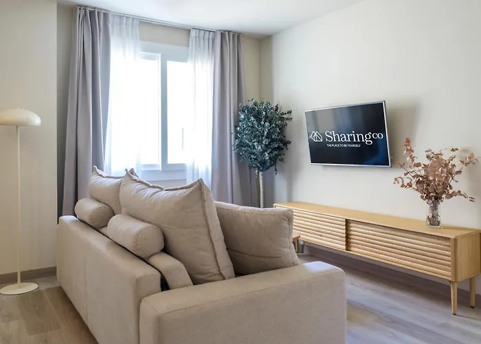 Apartamento Housing Atarazanas By Sharingco Málaga