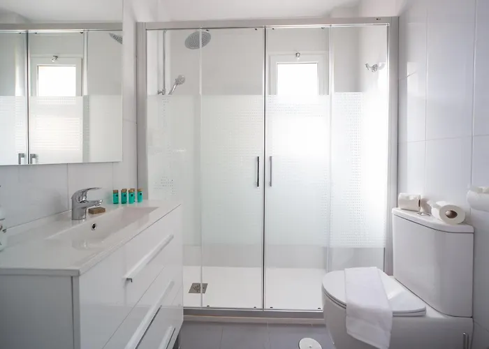 Beautiful Central Apartment With Free Parking Málaga