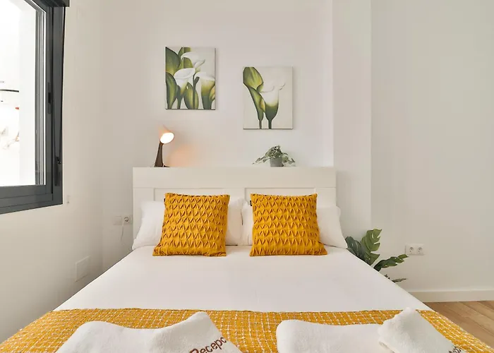 C4 - El Palo Beach 2 Bedroom Apartment Málaga