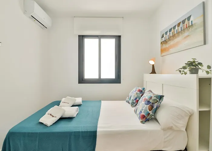 C05 - El Palo Beach 2 Bedroom With Terrace Málaga