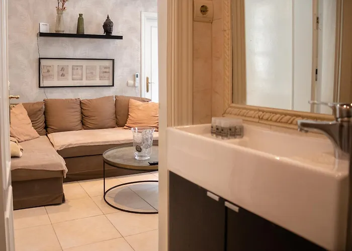 Apartamento C32 - Cosy Getaway In The Historical Center Of Málaga