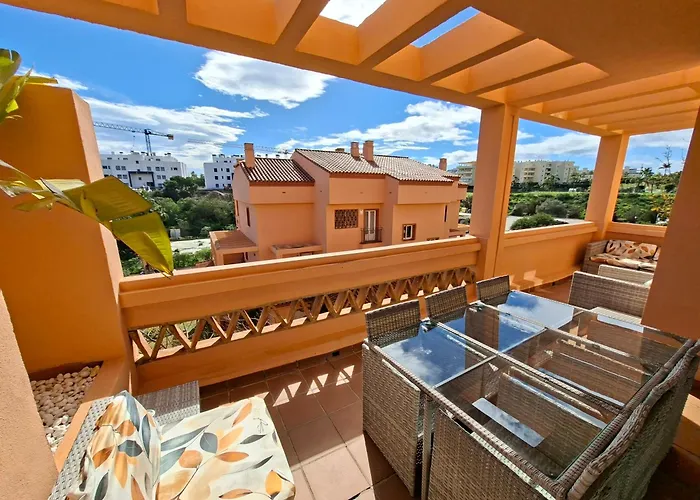 Luxurious Apartment 2 Bedroom 2 Bathroom Near Beach Málaga