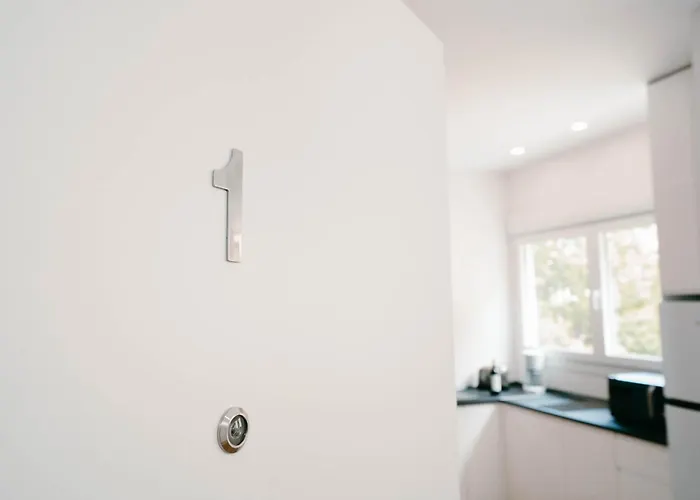 Malaga Sunshine Rentals - New Picasso Plaza -