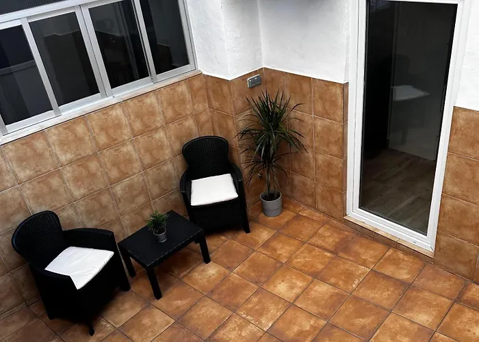 Málaga Urban Escape- Apartamento completo, 7 personas