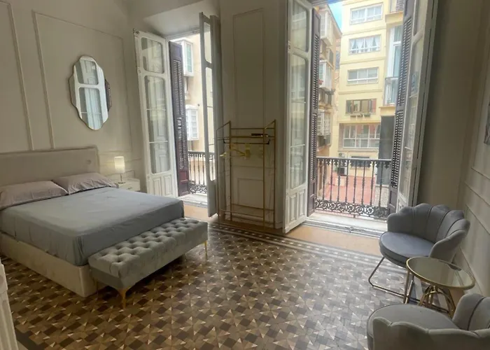 Apartamentos Loles De Cisneros Catedral Málaga