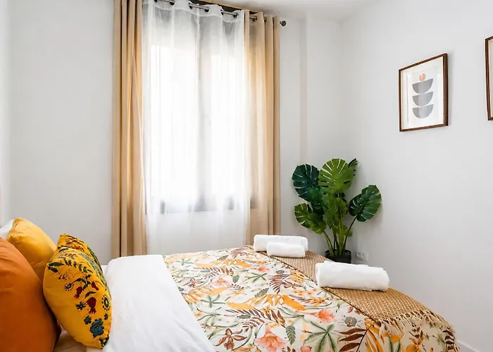 Apartamentos Jara Málaga Centro - Bajo C