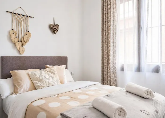 Apartamentos Jara Bajo A Málaga