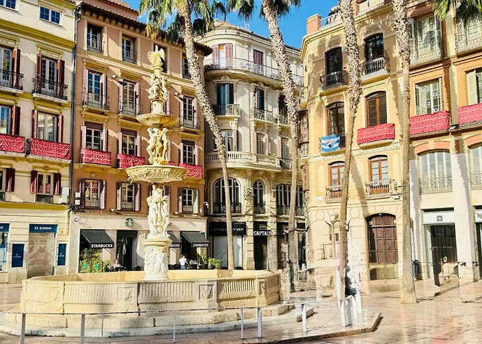 Ático en Plaza de la Constitución 3 bedrooms Málaga