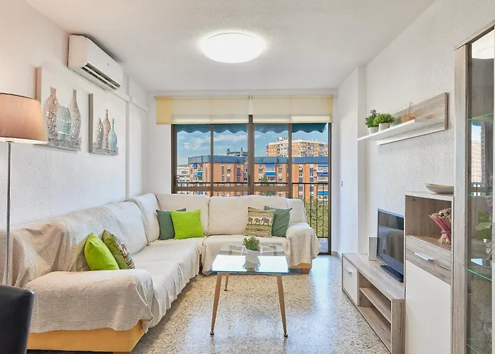 Luminoso Apartamento/ 5 Minutos De La Playa Málaga