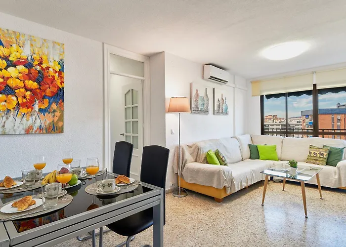 Luminoso Apartamento/ 5 Minutos De La Playa Málaga