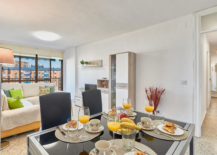 Luminoso Apartamento/ 5 Minutos De La Playa Málaga