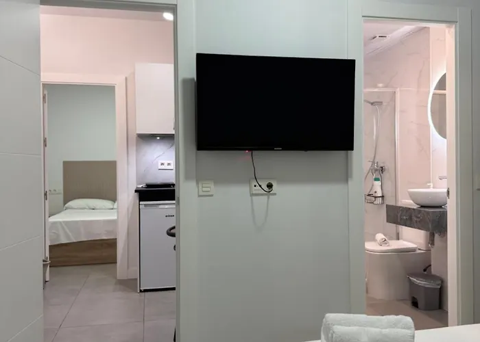 Zonas 1 Apartamento De 2 Habitaciones Málaga