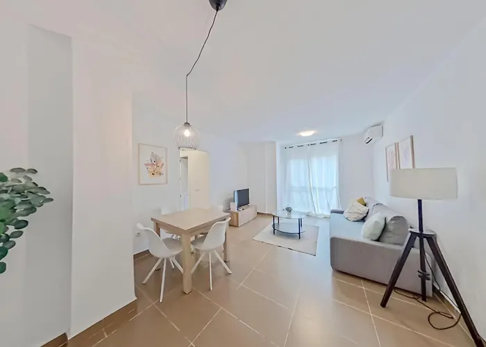 3 hab - Parking gratis - A un paso del Centro - Ideal Escapada Málaga