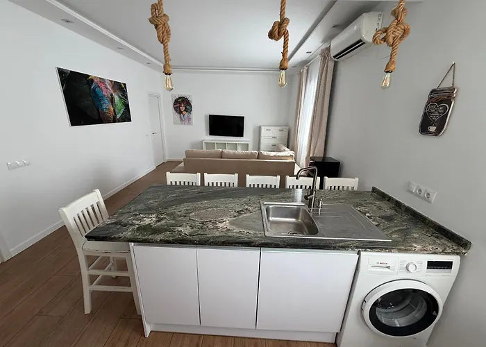 Genuar Apartments 3 Bedroom Close To Beach Málaga