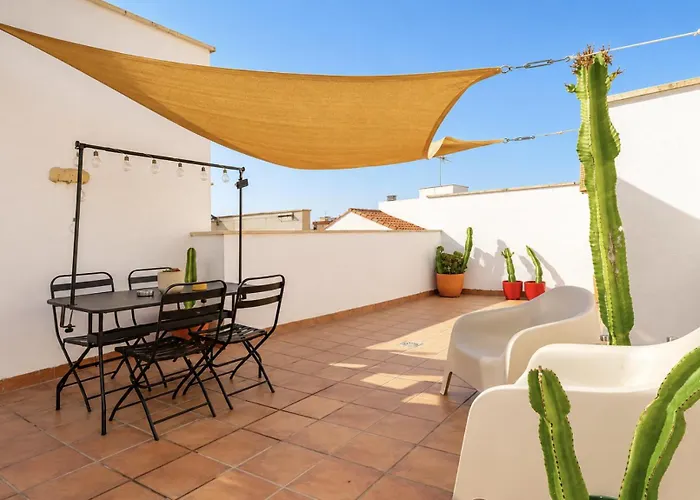 Apartamento Private Terrace & Free Parking Málaga